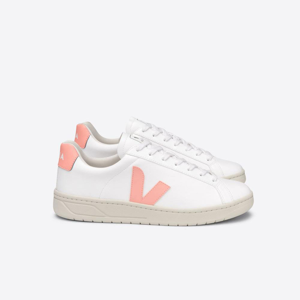 Veja on sale sneakers pink